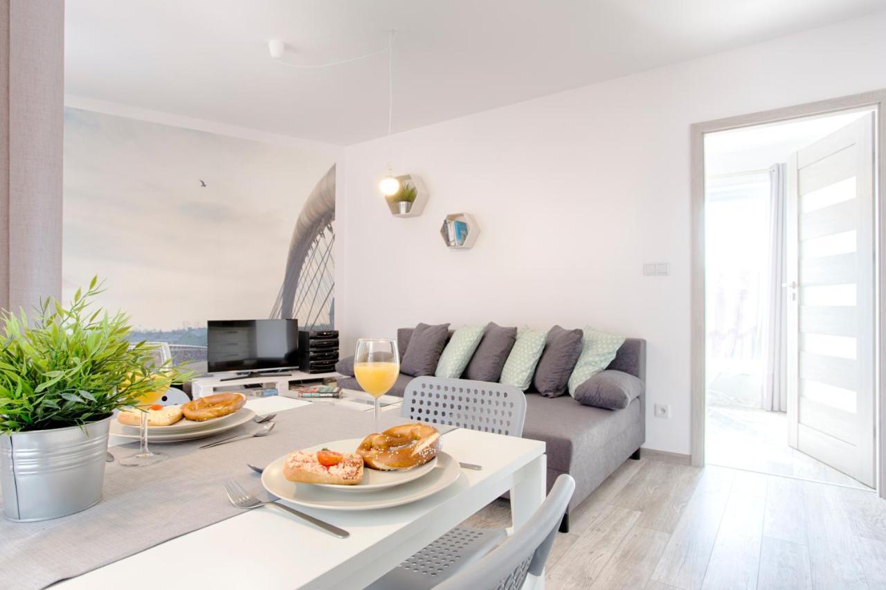Tyzenhauz Apartments Piwna Street Krasków Eksteriør bilde